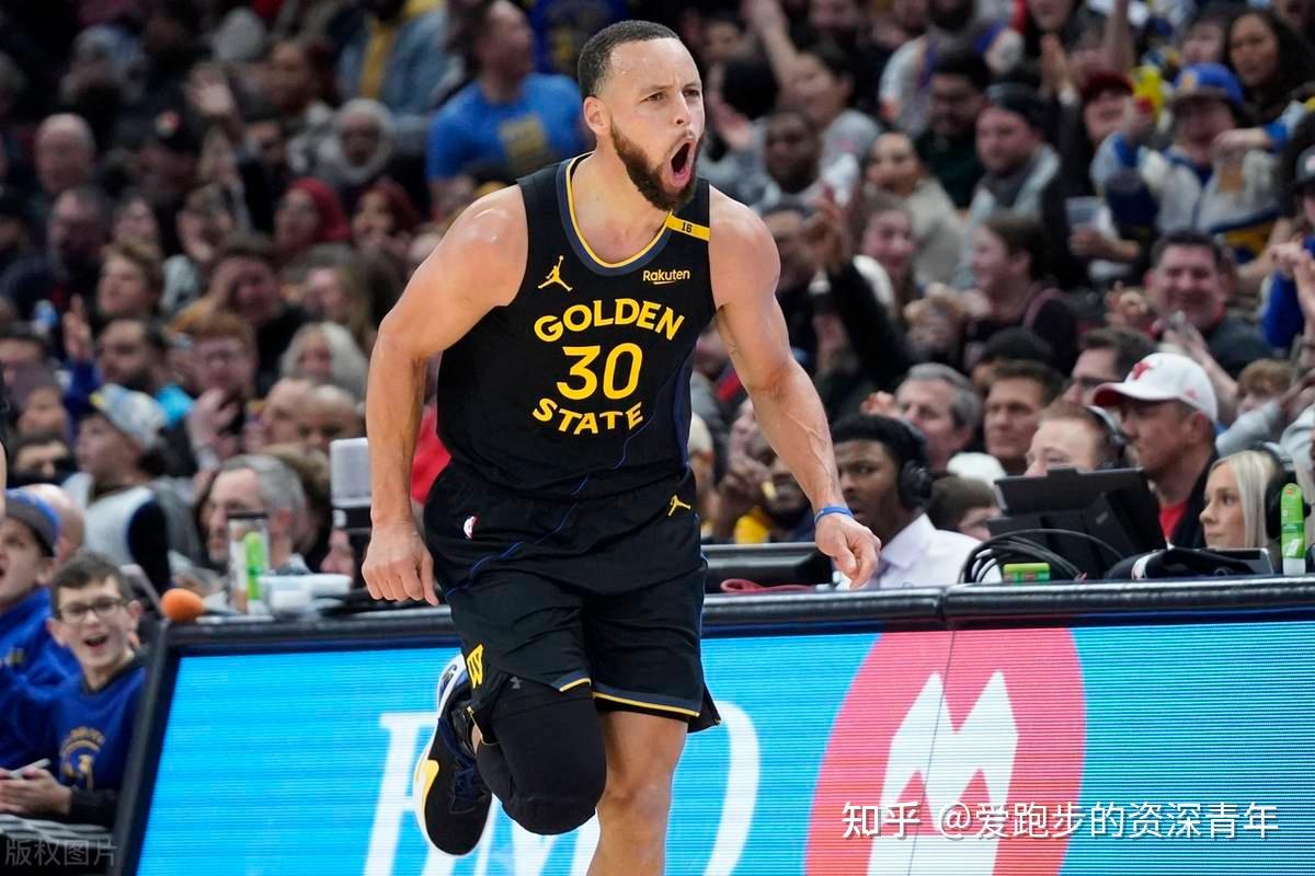 包含密尔沃基雄鹿迎欧篮联关键赛,赛后战术微调,信心回归,年轻球员得到机会的词条 包含密尔沃基雄鹿迎欧篮联关键赛,赛后战术微调,信心回归,年轻球员得到机会的词条