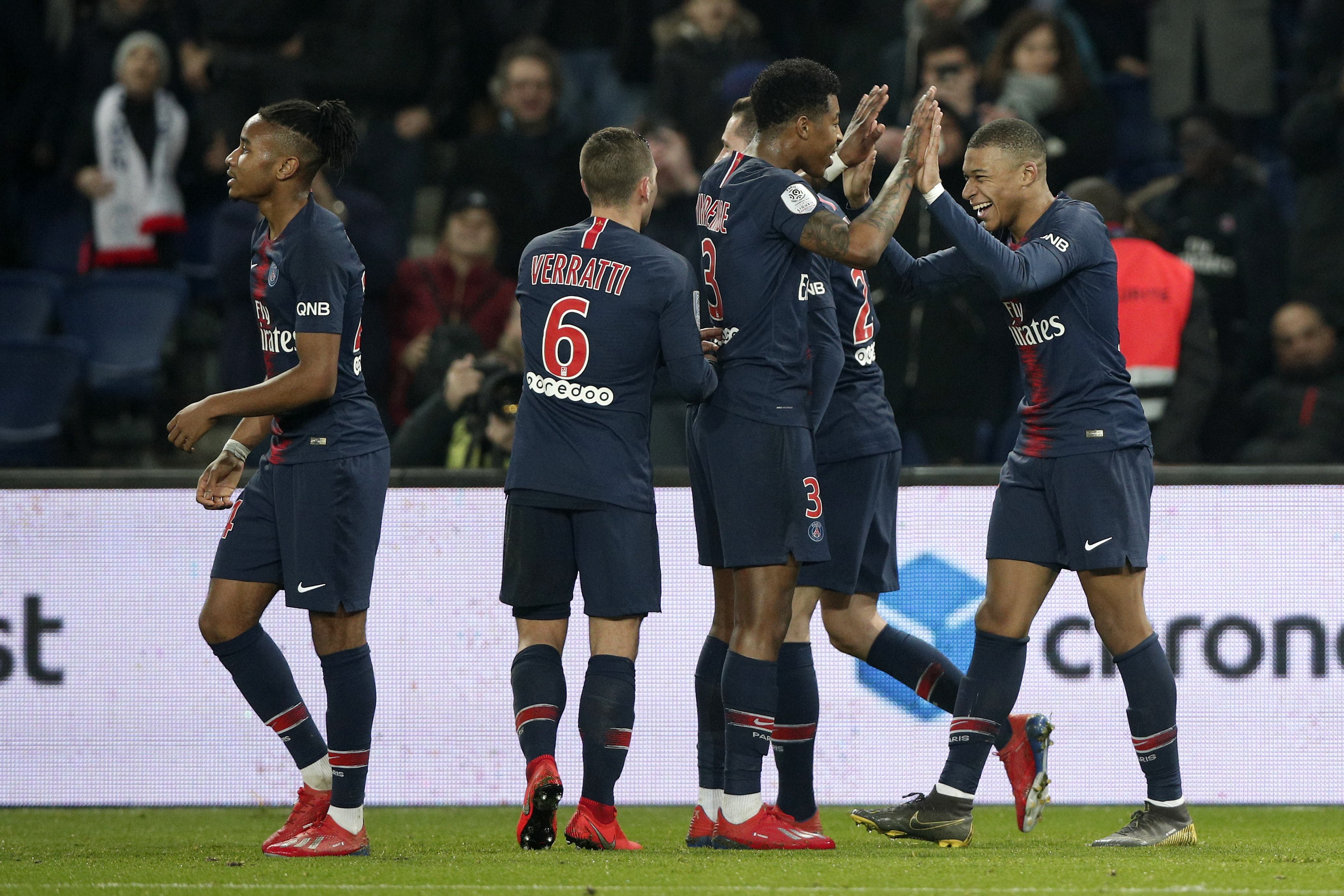 集结日上海久事调整名单以备法甲；刷新队史纪录环节打磨；悬念犹存；球探报告显示潜力的简单介绍